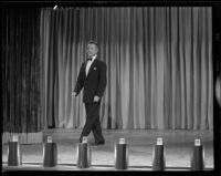 Dick Haymes singing on stage in Cruisin’ Down the River, 1953