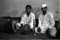 Datta Saunke (nagara) and J. R. Yadav (shehnai) at the Dura Puja festival, Mumbai (India), 1963