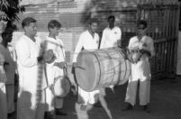 Musicians of a Dhol-Lezim dance group, Lonāvla (India), 1963