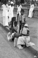 Isvarama Pocana (sitara) (L), and Satyama Jangmolu (dimki), caste bards, Hyderabad (India), 1963
