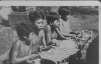 G. angklung Chungklik and horizontal reong; Sayan, Bali cf. McPhee: Music in Bali, ill. 74
