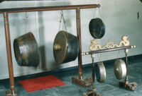 Gongs agung and babandil (Phil.) gong bende (Java)